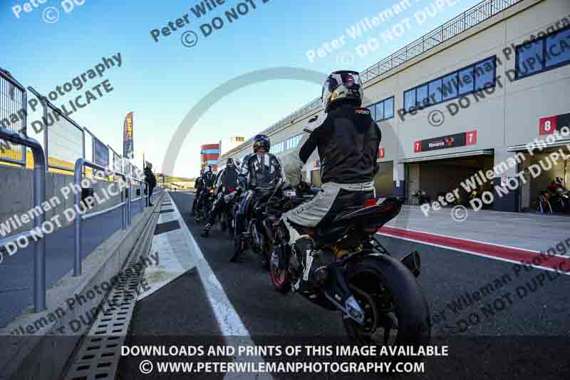 cadwell no limits trackday;cadwell park;cadwell park photographs;cadwell trackday photographs;enduro digital images;event digital images;eventdigitalimages;navarra;no limits trackdays;peter wileman photography;racing digital images;trackday digital images;trackday photos